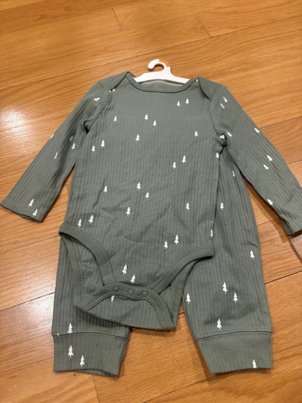 Cloud island Size 12 months Long Sleeve Bodysuit with Tree Print